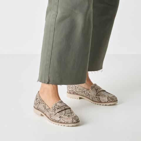 Tamaris Zárt félcipõ 1-1-24219-46-483