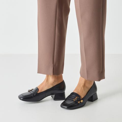 Tamaris Zárt félcipõ 1-1-24304-46-001