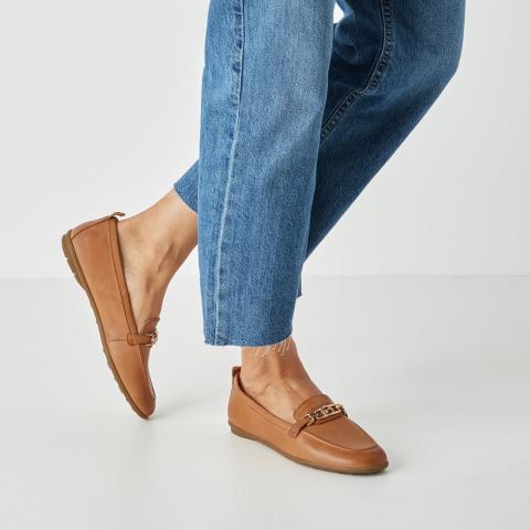 Tamaris Zárt félcipõ 1-1-24622-46-305