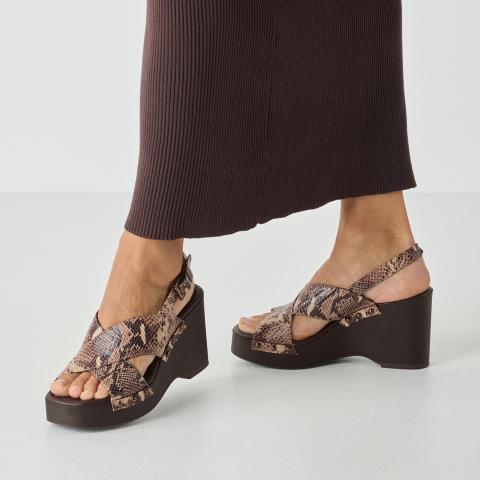 Tamaris Szandál 1-1-28332-46-386